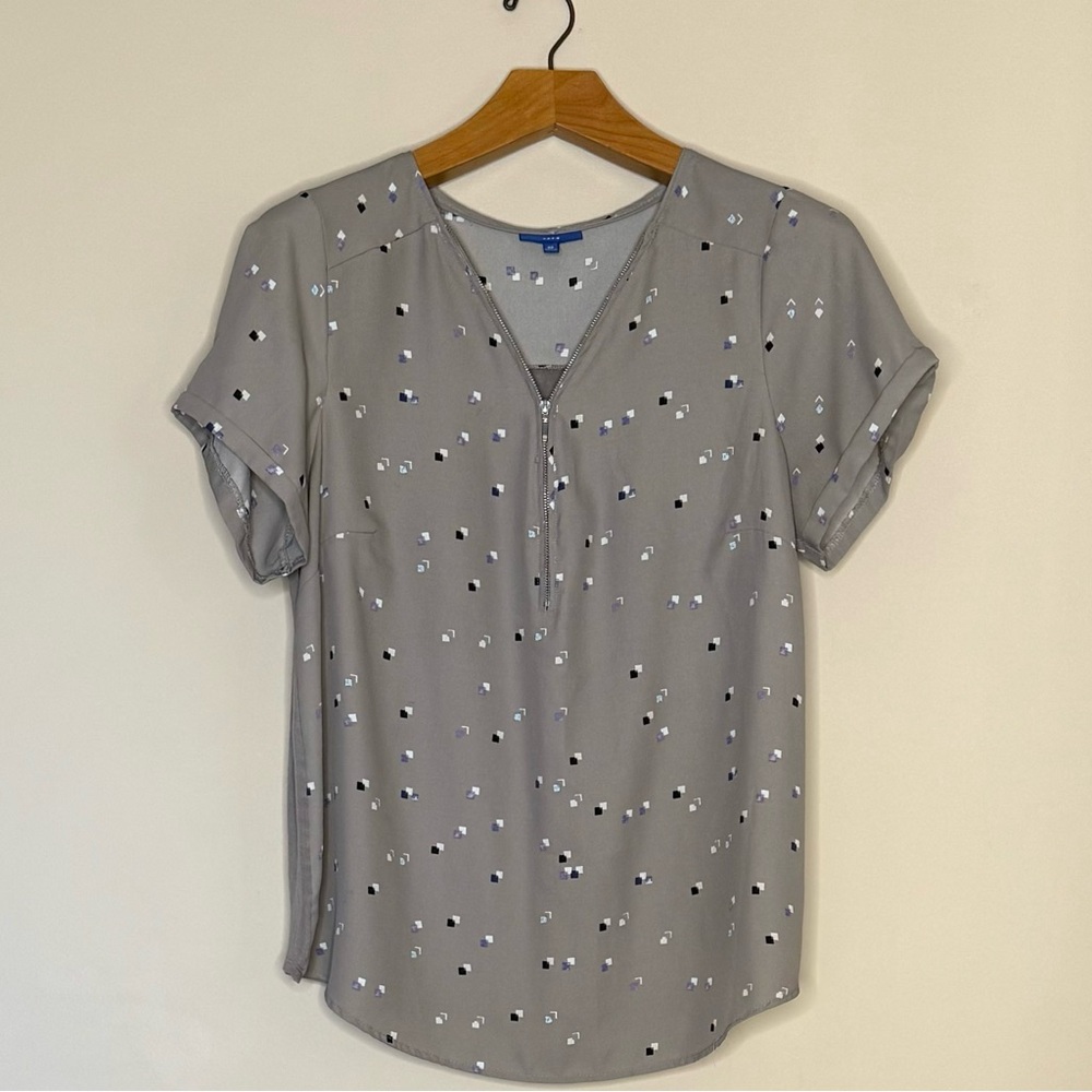 Apt 9 Geometric Design Blouse Women's Size 0X Short Sleeve Zip Front